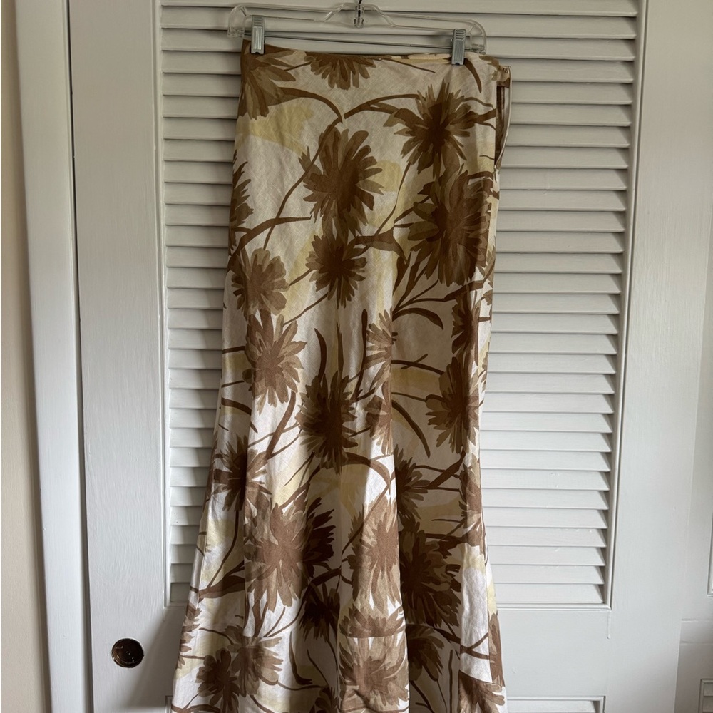 Vintage 100% Linen Floral Brown and Cream Women's Skirt size 6